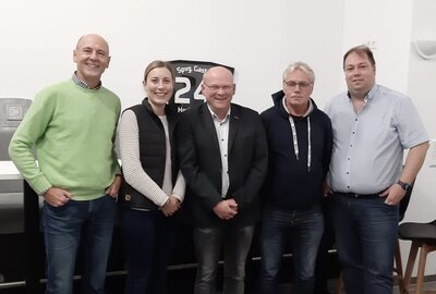  von links Burkhard Zurlutter (Schatzmeister), Ann Kathrin Stumpe (3. Vorsitzende), Klaus Wesenberg (Geschäftsführer), Alois Moss (2. Vorsitzender), Sören Korf (1. Vorsitzender)